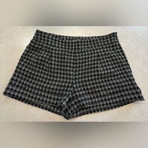 Express High Waist Black and White Shorts Pleated front